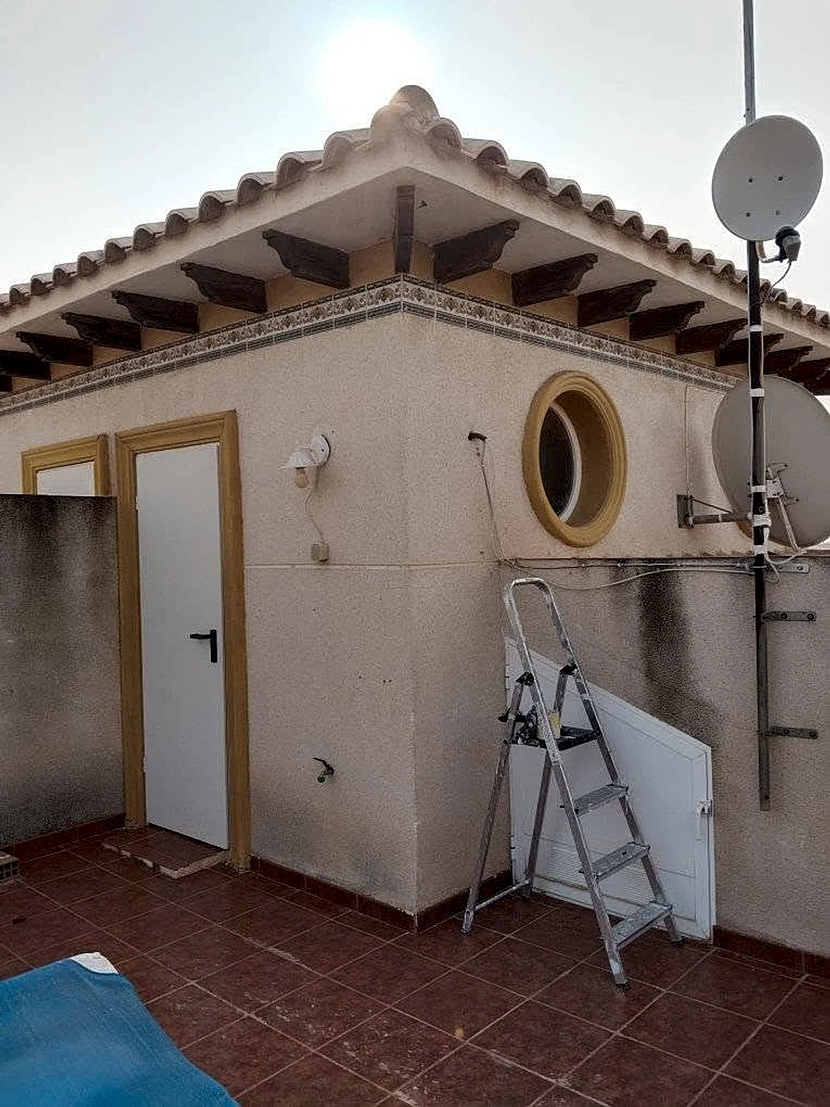 Pintura exterior en Villamartín — foto 5 de 14